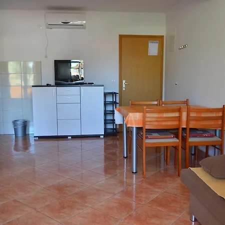 Gradac 13681e