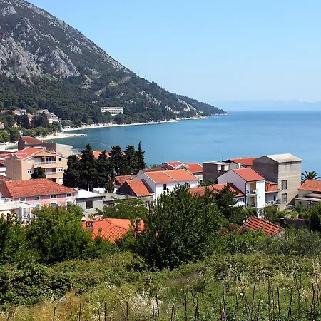Apartment Gradac 13681e Gradac (Split-Dalmatia)
